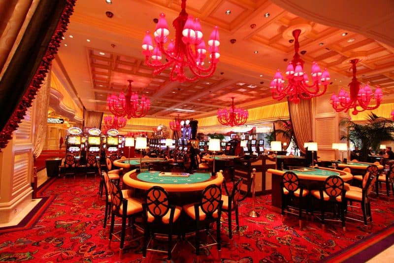 Canlı Casino Oyunları: Yeni Bir Dünyaya Giriş